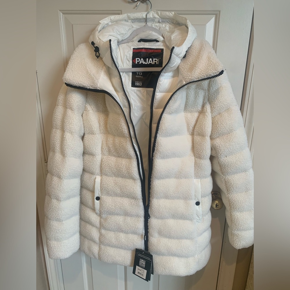 NWT. Pajar Canada Yvaine mixed media parka, size XL. White/off-white. Gorgeous! - Picture 5 of 15